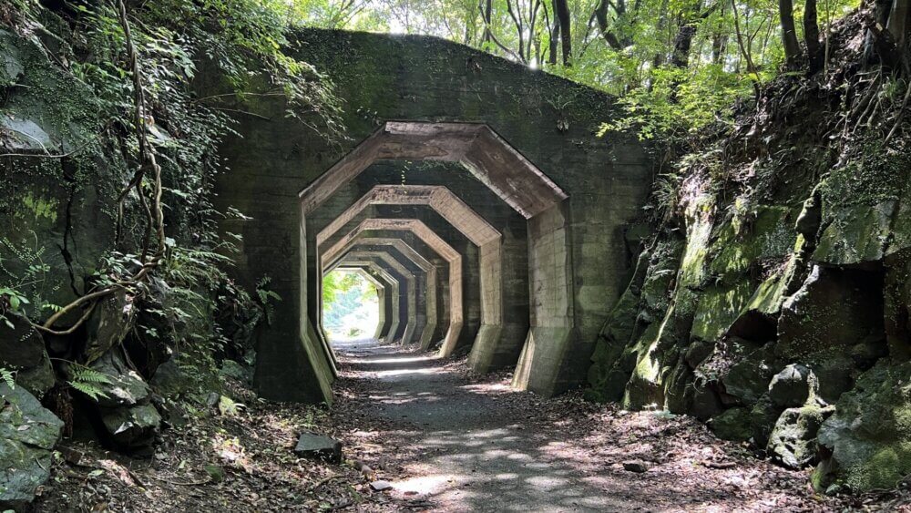 熊本県下益城郡－八角トンネル